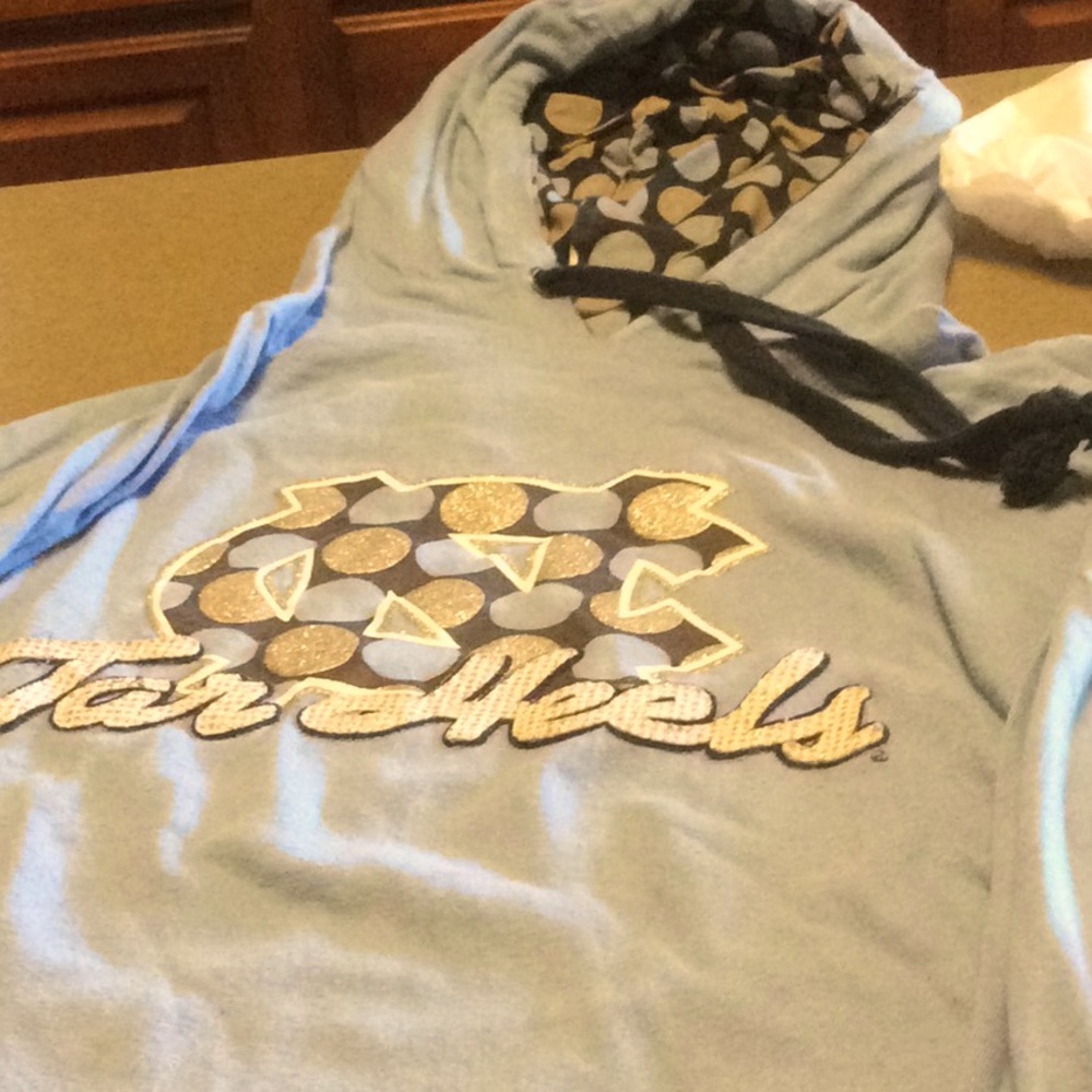 Long sleeve hoodie